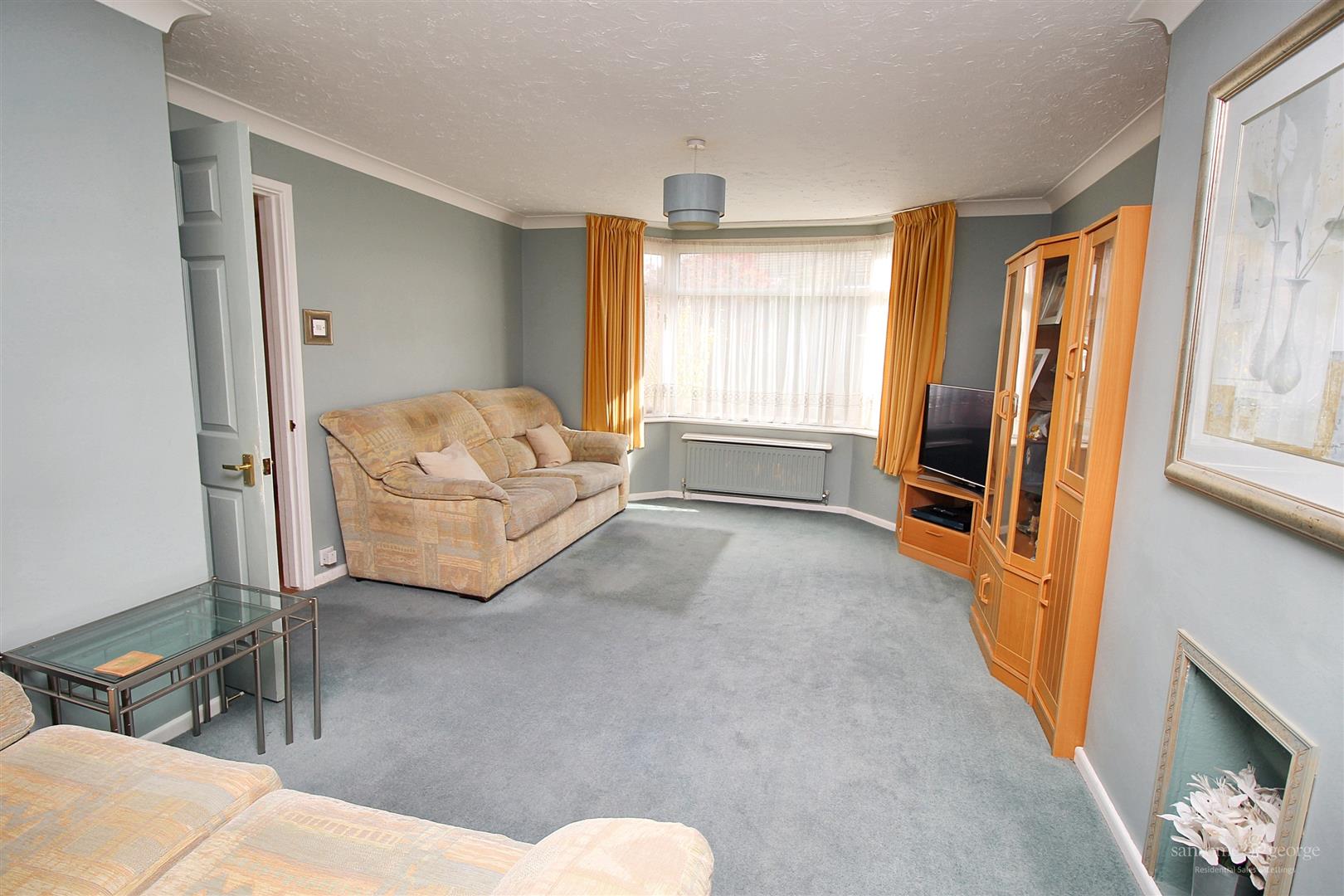 Warborough Avenue, Tilehurst, Reading